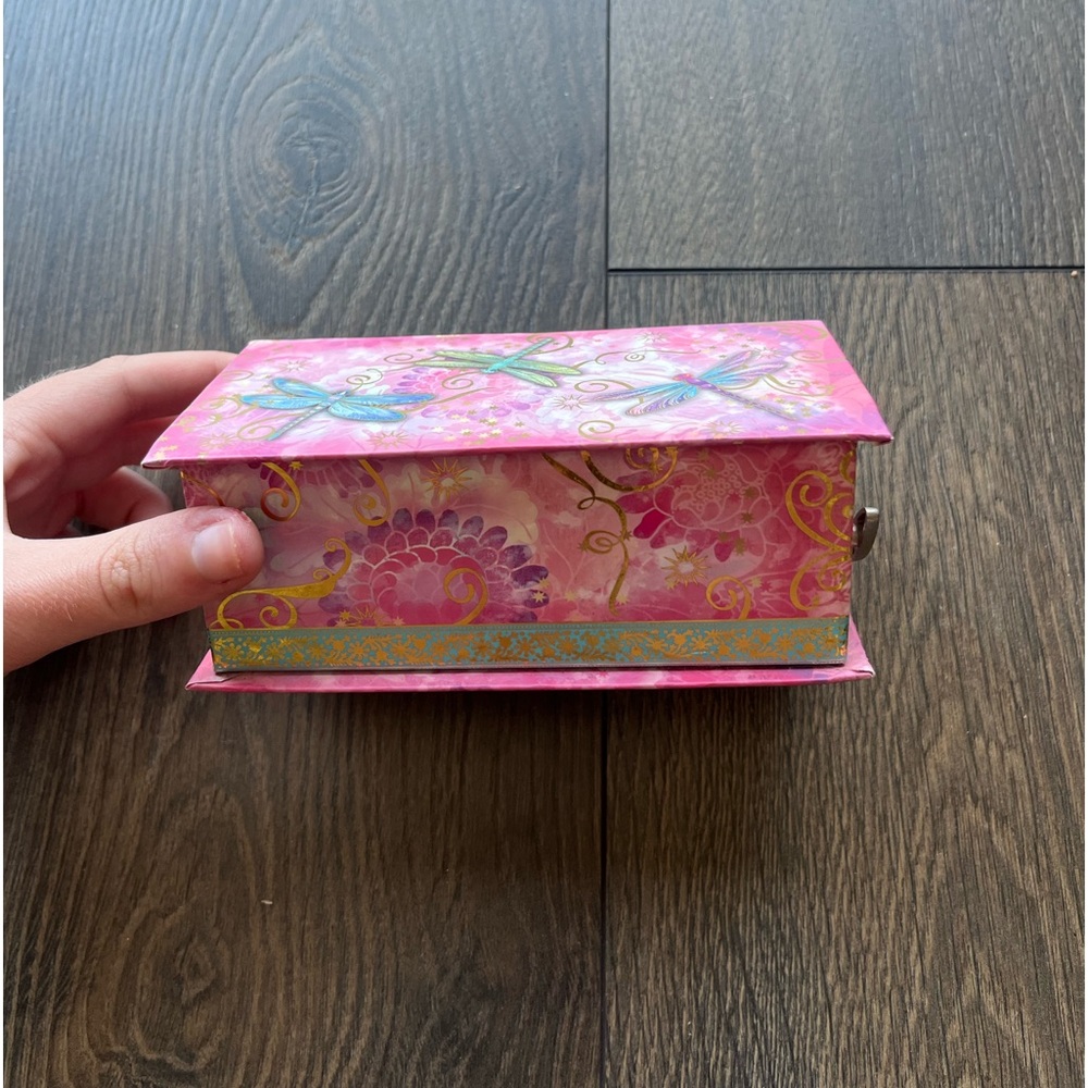 Punch Studio music box
